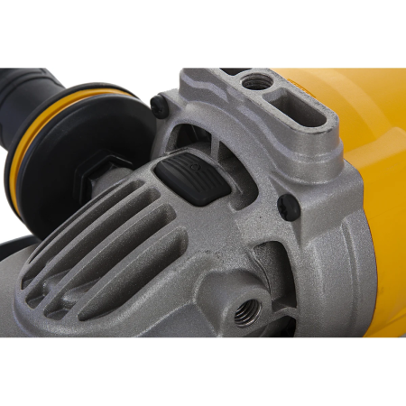 Углошлифовальная машина DeWalt DWE4559