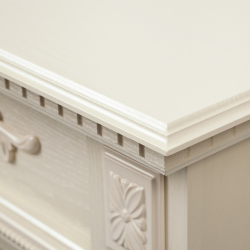 Электрокамин RealFlame Lilian WT жемчуг с очагом Fobos Lux Black RC