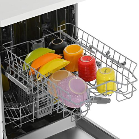 Посудомоечная машина Hotpoint HFS 1C57 белый